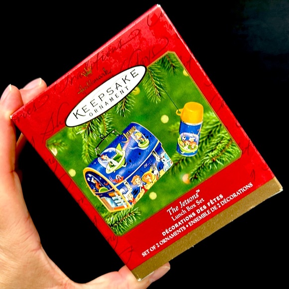 - Retro  2000  Hallmark Keepsake “The JETSONS “ 2 piece lunch box orname… - Picture 2 of 15